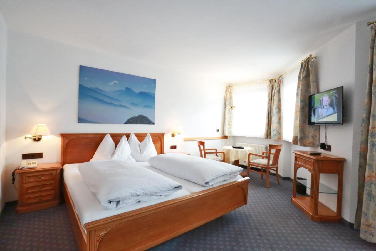Hotel Ploseblick Natz-Schabs Esterno foto